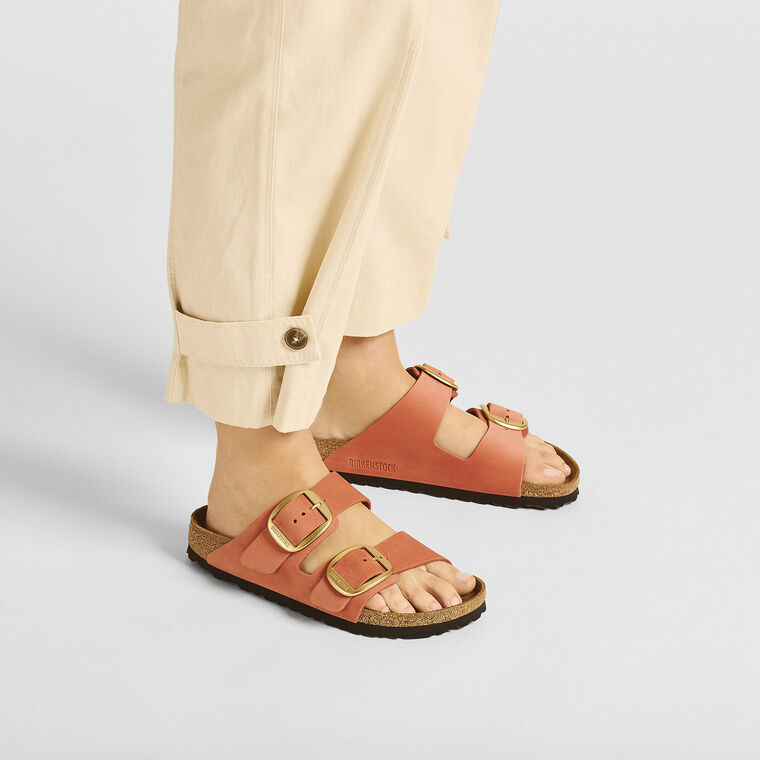 Arizona Big Buckle Nubuck Leather