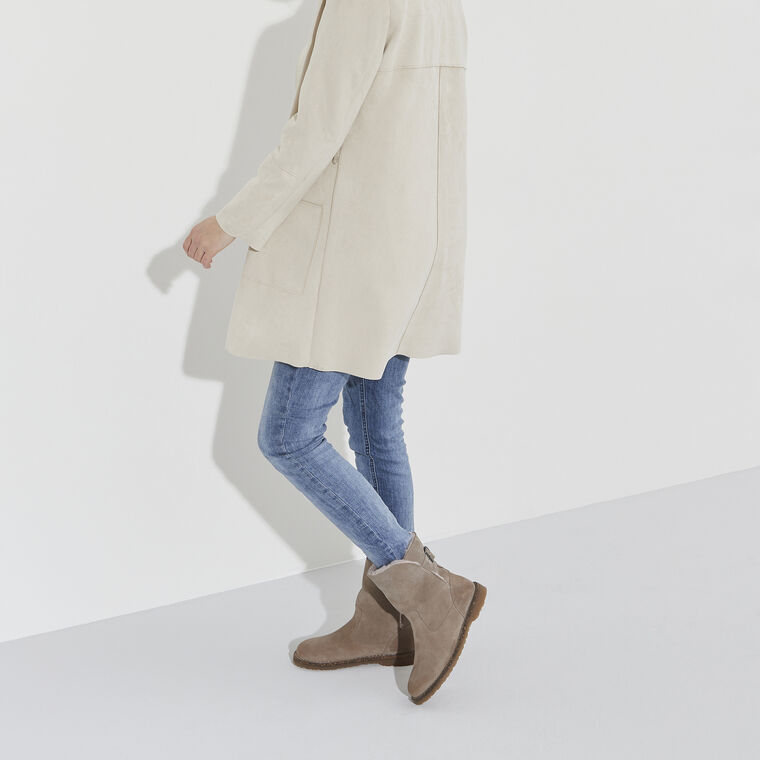 Uppsala Shearling Suede Leather