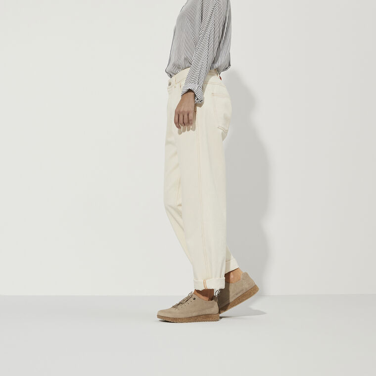 Honnef Light Suede Leather