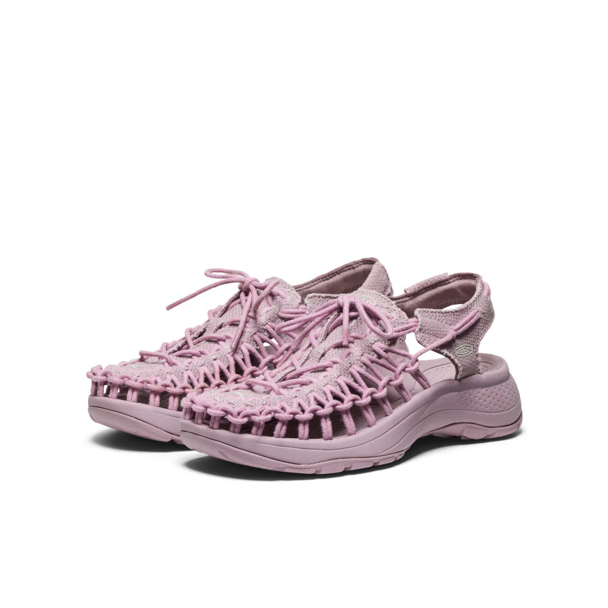 Women's UNEEK Astoria Canvas Sneaker | Toadstool/Toadstool
