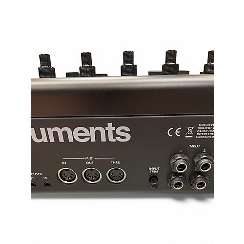 Used Isla Instruments S2400 Production Controller - musicians--Friend