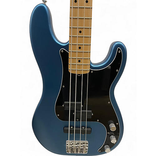 Used Fender American Performer Precision Bass Lake Placid Blue Electric Bass Guitar Lake Placid Blue - musicians--Friend