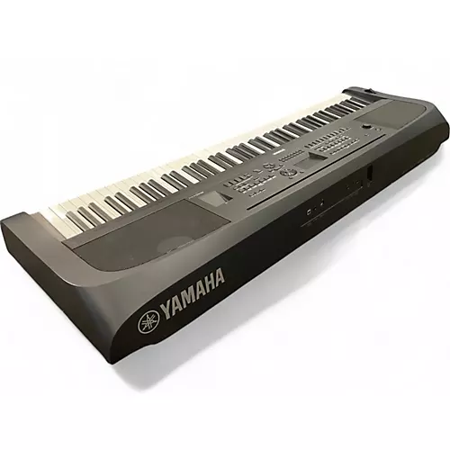 Used Yamaha DGX670 Arranger Keyboard - musicians--Friend