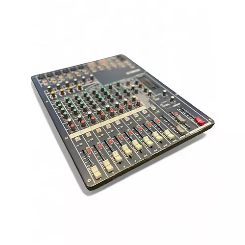 Used Yamaha MG124CX Unpowered Mixer - musicians--Friend