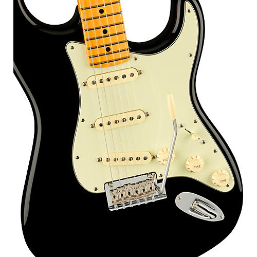 Fender American Professional II Stratocaster Maple Fingerboard Electric Guitar Black - musicians--Friend