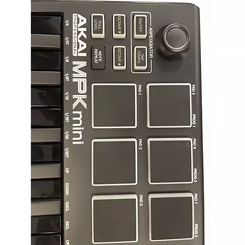 Used Akai Professional APC KEY 25 MIDI Controller - musicians--Friend