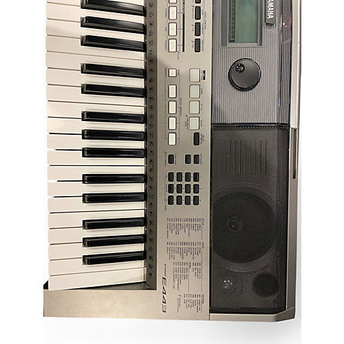 Used Yamaha PSRE443 Keyboard Workstation - musicians--Friend