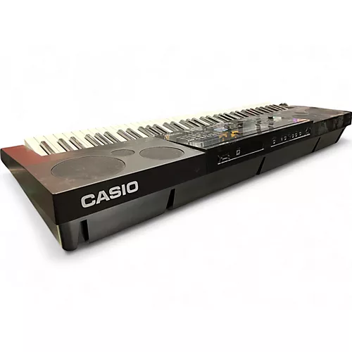 Used Casio WK6600 76 Key Portable Keyboard - musicians--Friend