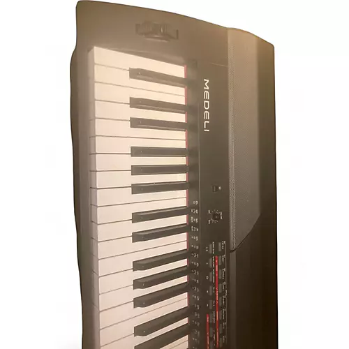Used Medeli SP4200 Digital Piano - musicians--Friend