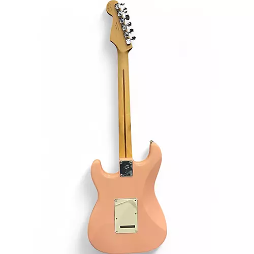 Used 2019 Fender Player Stratocaster Shell Pink Solid Body Electric Guitar Shell Pink - musicians--Friend