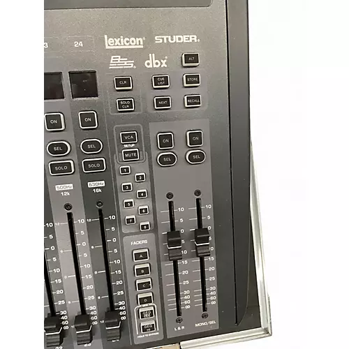 Used Soundcraft Si Impact 32 Digital Mixer - musicians--Friend