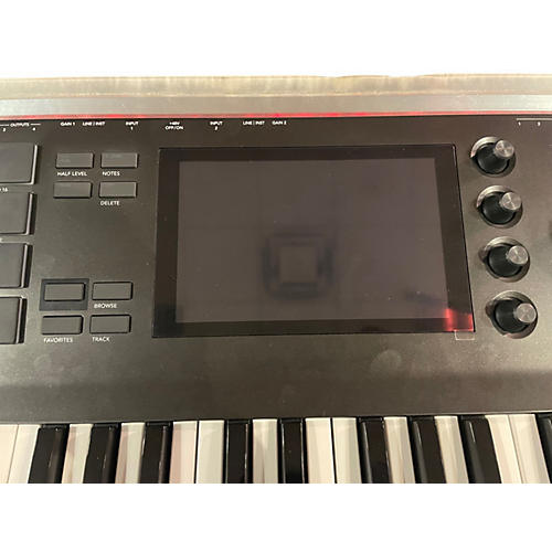 Used Akai Professional MPC Key 61 Keyboard Workstation - musicians--Friend