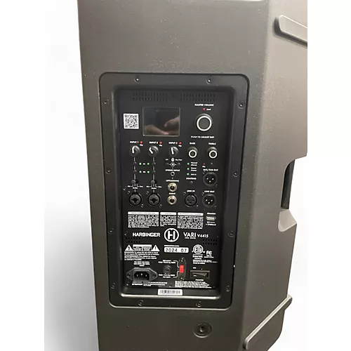Used Harbinger V4415 Powered Speaker - musicians--Friend
