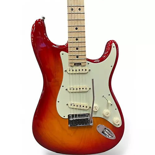 Used 2016 Fender American Elite Stratocaster 3 Tone Sunburst Solid Body Electric Guitar 3 Tone Sunburst - musicians--Friend