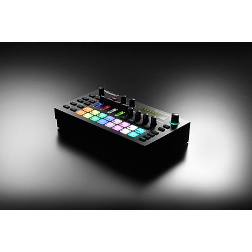 Roland MC-101 GROOVEBOX - musicians--Friend