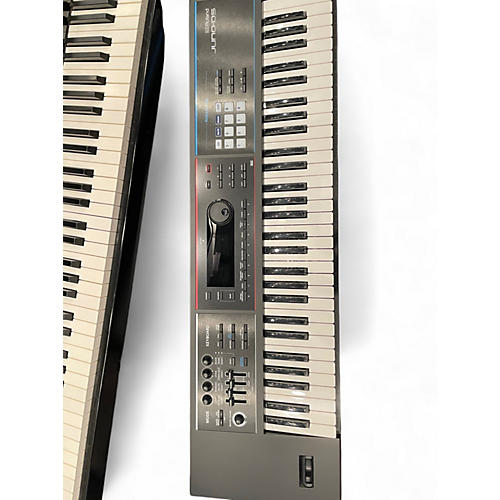 Used Roland JUNO DS 61 Keyboard Workstation - musicians--Friend
