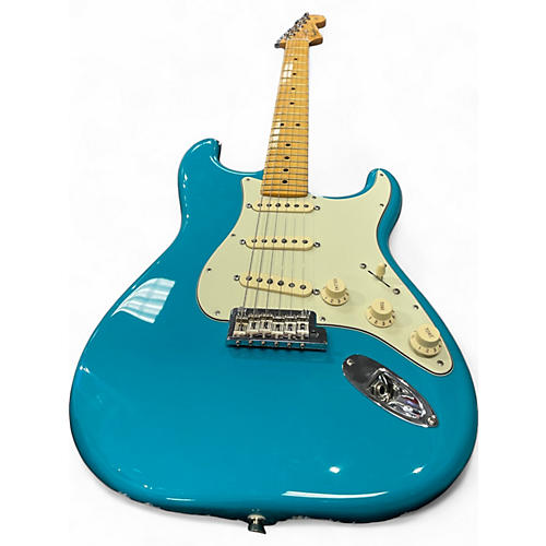 Used Fender American Professional II Stratocaster MIAMI BLUE Solid Body Electric Guitar MIAMI BLUE - musicians--Friend