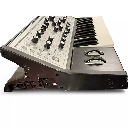 Used Moog Sub Phatty 25 Key Synthesizer - musicians--Friend