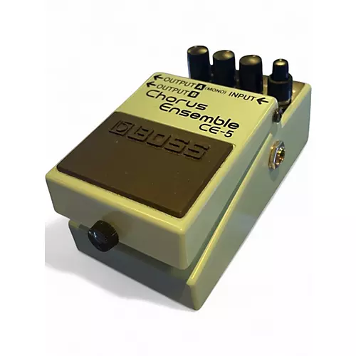 Used BOSS CE5 Chorus Ensemble Effect Pedal - musicians--Friend