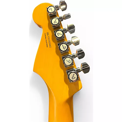 Used 2023 Fender American Ultra Stratocaster Metallic Blue Solid Body Electric Guitar Metallic Blue - musicians--Friend