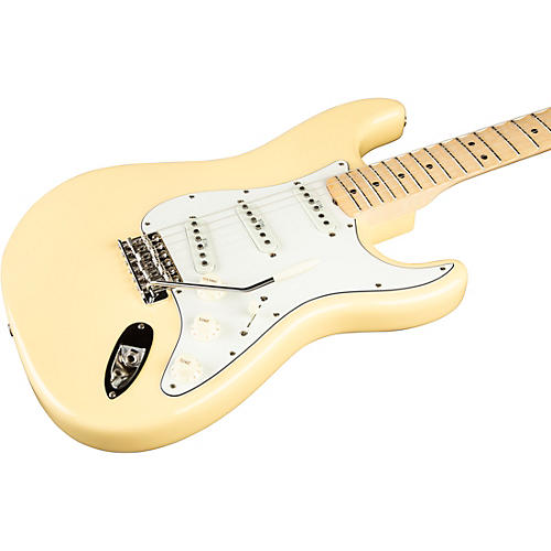 Fender Custom Shop Yngwie Malmsteen Signature Series Stratocaster NOS Maple Fingerboard Electric Guitar Burgundy Mist Metallic - musicians--Friend