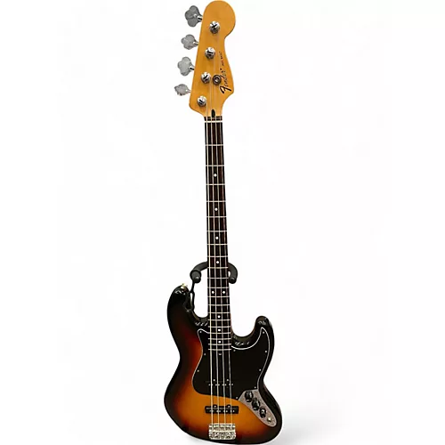 Used 2009 Fender JAZZ BASS 3 Tone Sunburst Electric Bass Guitar 3 Tone Sunburst - musicians--Friend