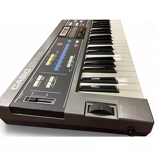 Used Casio CZ-1000 Synthesizer - musicians--Friend