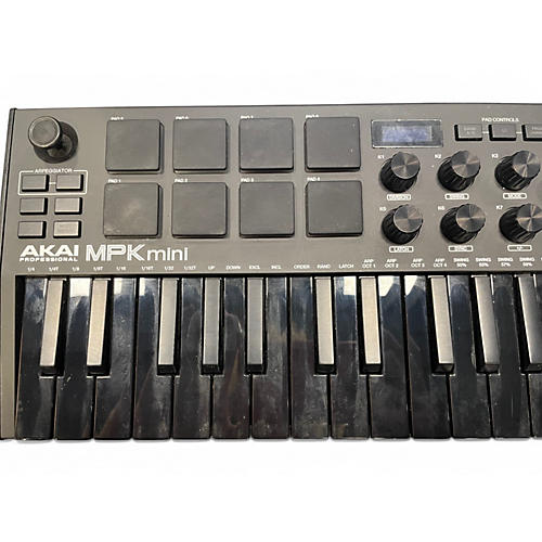 Used Akai Professional MPK Mini MIDI Controller - musicians--Friend