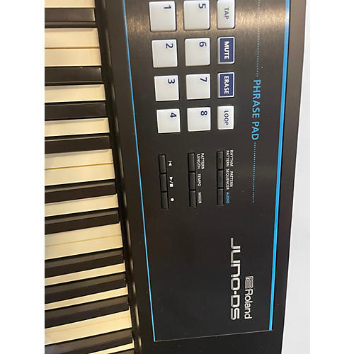 Used Roland JUNO DS88 Synthesizer - musicians--Friend