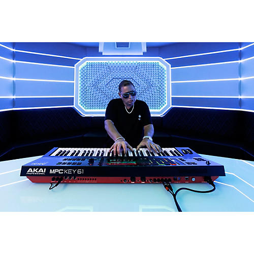 Akai Professional MPC Key 61 Production Synthesizer - musicians--Friend