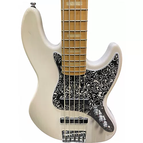 Used Sire Marcus Miller V7 Alder White Electric Bass Guitar White - musicians--Friend