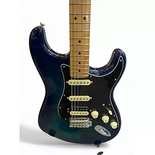 Used Fender Player Stratocaster Blue Solid Body Electric Guitar Blue - musicians--Friend