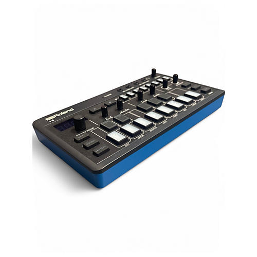 Used Roland J-6 Synthesizer - musicians--Friend