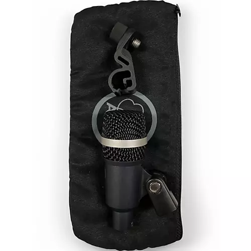 Used AKG D40 Dynamic Microphone - musicians--Friend