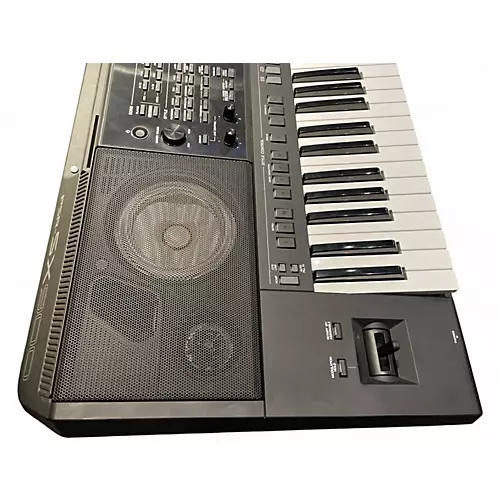 Used Yamaha PSRS900 61 Key Arranger Keyboard - musicians--Friend