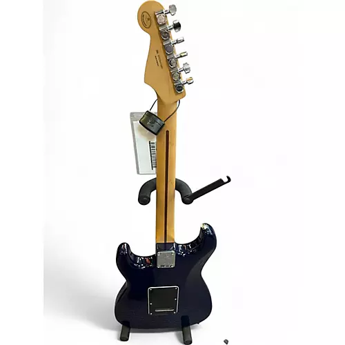 Used Fender Player Stratocaster Blue Solid Body Electric Guitar Blue - musicians--Friend
