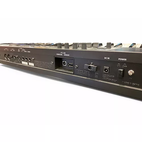 Used Roland Juno DS76 Digital Piano - musicians--Friend