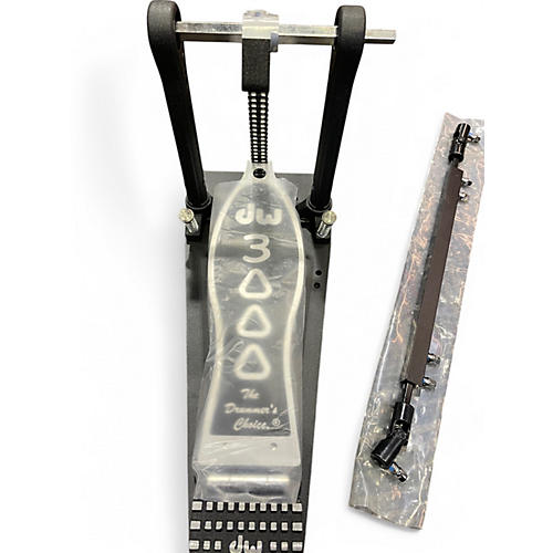 Used DW 3000 Series Double Double Bass Drum Pedal - musicians--Friend