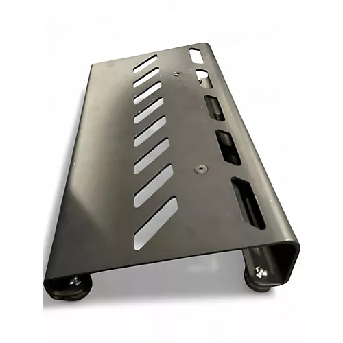 Used Gator Aluminum Pedalboard Pedal Board - musicians--Friend