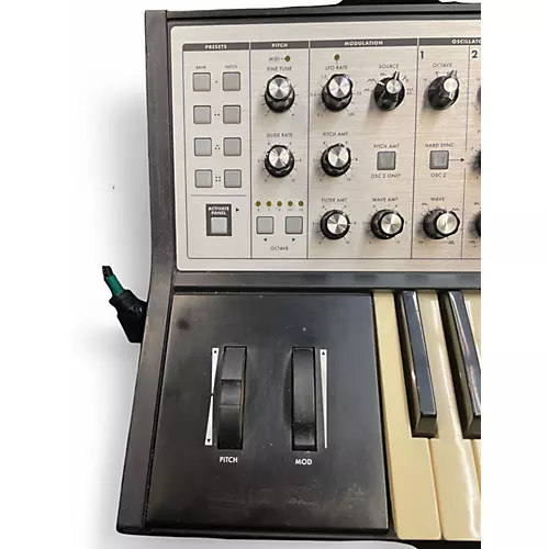 Used Moog Sub Phatty 25 Key Synthesizer - musicians--Friend