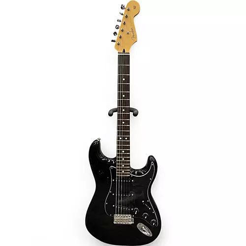 Used Fender MIJ Stratocaster Black Solid Body Electric Guitar Black - musicians--Friend