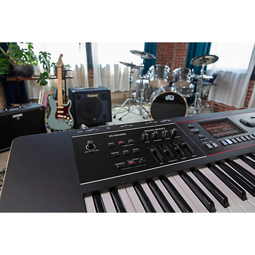 Roland JUNO-D6 Synthesizer - musicians--Friend