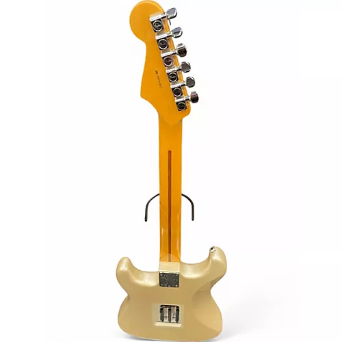Used Fender AMERICAN STANDARD STRATOCASTER Gold Solid Body Electric Guitar Gold - musicians--Friend