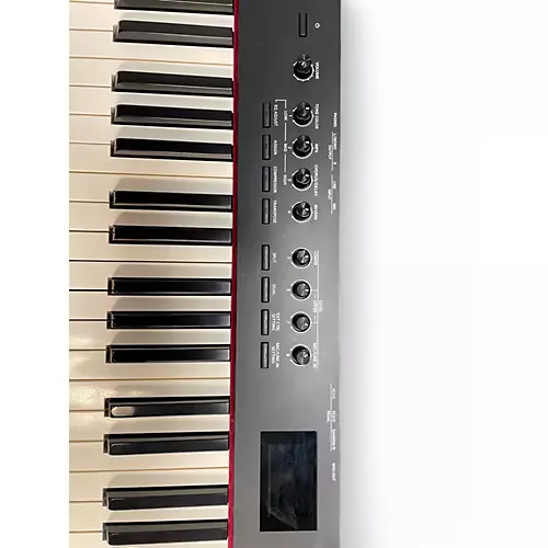 Used Roland RD88 Portable Keyboard - musicians--Friend