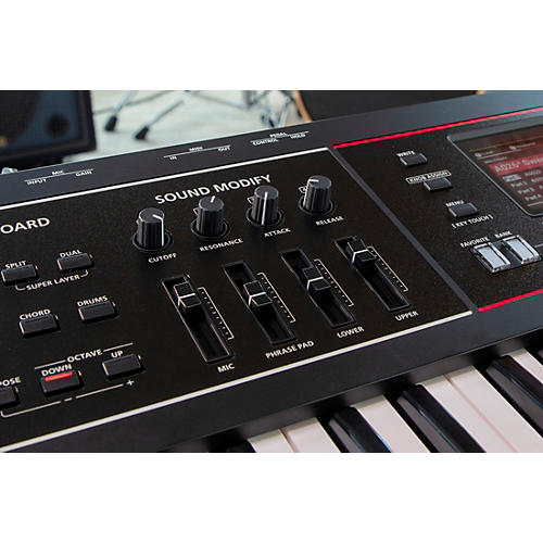 Roland JUNO-D6 Synthesizer - musicians--Friend