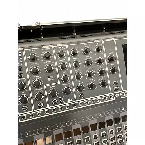 Used Soundcraft Si Impact 32 Digital Mixer - musicians--Friend