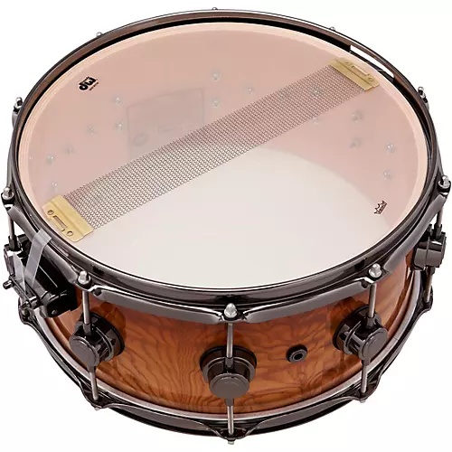 DW Collectors Series SSC Maple Exotic Snare Drum with Black Nickel Hardware 14 x 6 in. Burnt Toast Fade Over Tamo Ash - musicians--Friend