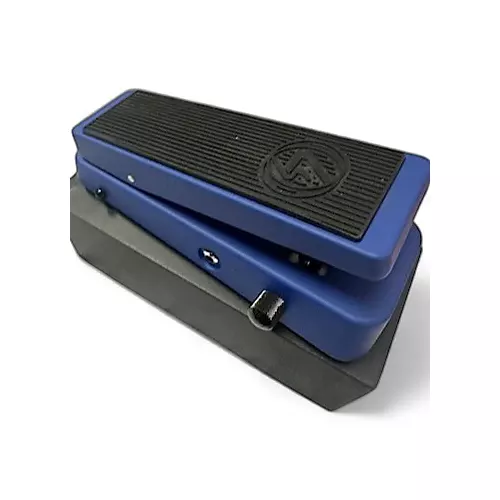 Used Dunlop Akira Takasaki Crybaby Effect Pedal - musicians--Friend