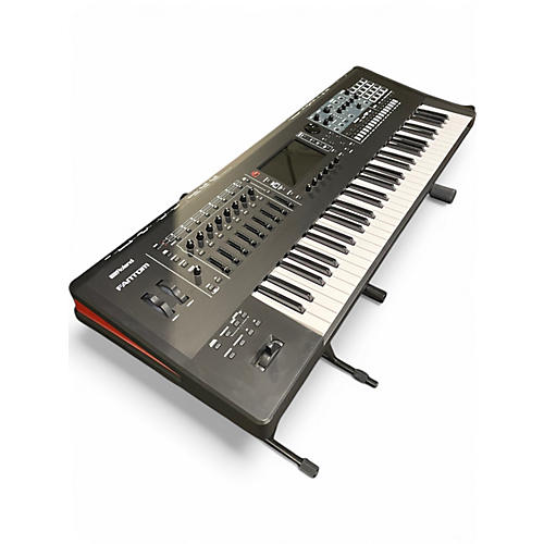 Used Roland Fantom 6 Keyboard Workstation - musicians--Friend