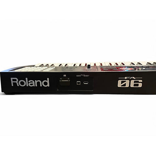 Used Roland Fantom 06 Keyboard Workstation - musicians--Friend